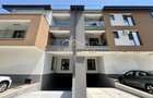 Apartament cu 3 camere decomandat în Băneasa - 14