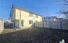 Duplex cu 4 camere cu Canalizare în Exterior Est - 1