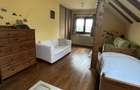 Casă cu 5 camere cu Teren 500 Mp în Tei - 7