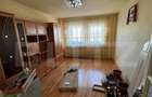 Apartament cu 2 camere decomandat în Teiu - 3