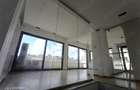 Spațiu comercial, de 371 mp, în Central - 4