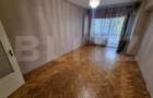 Apartament cu 4 camere decomandat în Rovine - 1