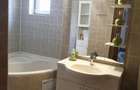 Apartament cu 3 camere in zona Vega Butoaie, cu vedere la lac 152000 euro - 7