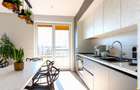 Apartament cu 3 camere decomandat în Tractorul - 16