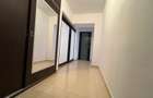 Apartament cu 3 camere în Central - 3