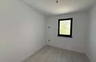 Duplex cu 4 camere cu Canalizare în Bucium - 7