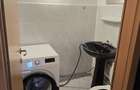 Inchiriez apartament 3 camere decomandat - 1