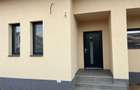 Casa de Inchiriat pe parter - 8