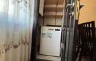 Vând Apartament cu 3 camere, decomandat, et. 3, 68 mp + acces la 100 mp  - 12