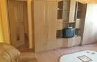Apartament cu 3 camere semidecomandat în Circumvalațiunii - 1