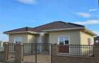 Duplex pe parter - zona buna - toate utilitatile - 15