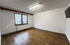 Casa 3 camere cu 2 pivnite si teren de 242 mp zona Calea Dumbravii
