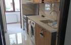 Inchiriez apt cu 3 camere, 380 - 2