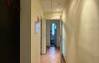 Apartament cu 4 camere decomandat în P-ța Victoriei - 9