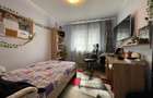 Apartament cu 3 camere decomandat în Canta - 3