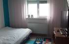 Închiriez apartament 3 camere - 5