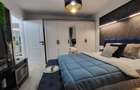 Apartament cu 3 camere decomandat în Roman - 2