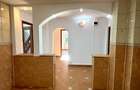 Apartament cu 3 camere decomandat în 1 Mai - 2