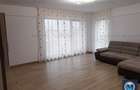 Apartament cu 3 camere decomandat, mobilat în Albert - 2