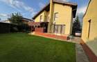 Casă individuală cu 8 camere cu Canalizare în Florești - 1