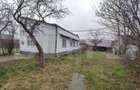Casă cu 3 camere cu Teren 1500 Mp în Central - 1