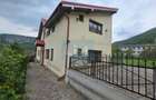 Vila in Dubova, langa Dunare, teren 1361 mp - 1