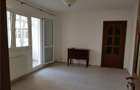 Apartament cu 3 camere semidecomandat în Berceni - 11