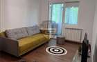 Apartament 3 camere, balcon inchis, KM 4-5, etaj 4 din 5, posibilitate - 1