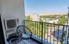 Apartament cu 3 camere decomandat în Titan - 9