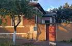 Casă cu 3 camere cu Teren 547 Mp în Bujac - 1