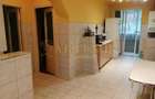 Apartament cu 3 camere decomandat în Independenței - 2