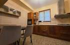 Casă individuală cu 5 camere cu Canalizare în Central - 35