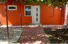casa de vanzare cu 3 camere - 1