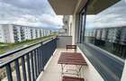 Apartament cu 3 camere decomandat în Tractorul - 9