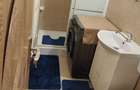 Inchiriez apartament 3 camere Roman - 7