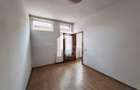 Casa cu 4 camere, zona Central - 8