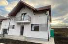 Casă individuală cu 5 camere cu Canalizare în Exterior Nord - 2