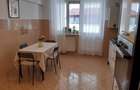 Închiriez apartament spatios renovat 3 camere, 150 mp, terasa de vara imensa - 13