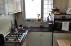 Apartament cu 3 camere decomandat în Palat - 2