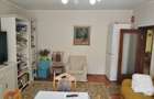 Km 4-5 - Casa renovata, situata in centrul cartierului - 3