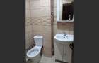 Apartament cu 3 camere decomandat în Micro 20 - 10