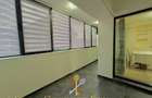 Apartament generos cu 2 camere, terasa inchisa si parcare subterana - 2