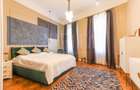 Apartament cu 3 camere semidecomandat în Central - 3