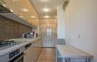 Apartament cu 2 camere decomandat în Tractorul - 8