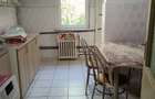 Apartament cu 4 camere decomandat în Dâmbovița