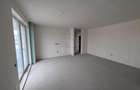 Apartament cu 3 camere semidecomandat în Florești - 2