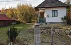 Vand casa batraneasca Serbanesti/Calimanesti+ 4000 mp teren extravilan - 3