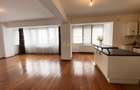 Apartament cu 3 camere decomandat în Titan - 3