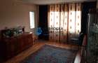 Apartament cu 3 camere decomandat în E3 - 2