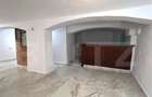 Spațiu comercial, de 91 mp, în Central - 6